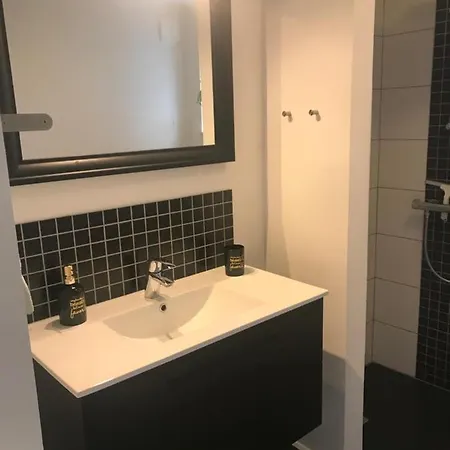 Skon Feriebolig Med Havudsigt I Naturskont Omrade