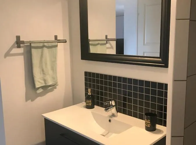 Skon Feriebolig Med Havudsigt I Naturskont Omrade Holiday home *