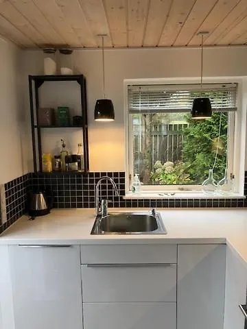 Skøn Feriebolig Med Havudsigt I Naturskønt Område Feriehus *